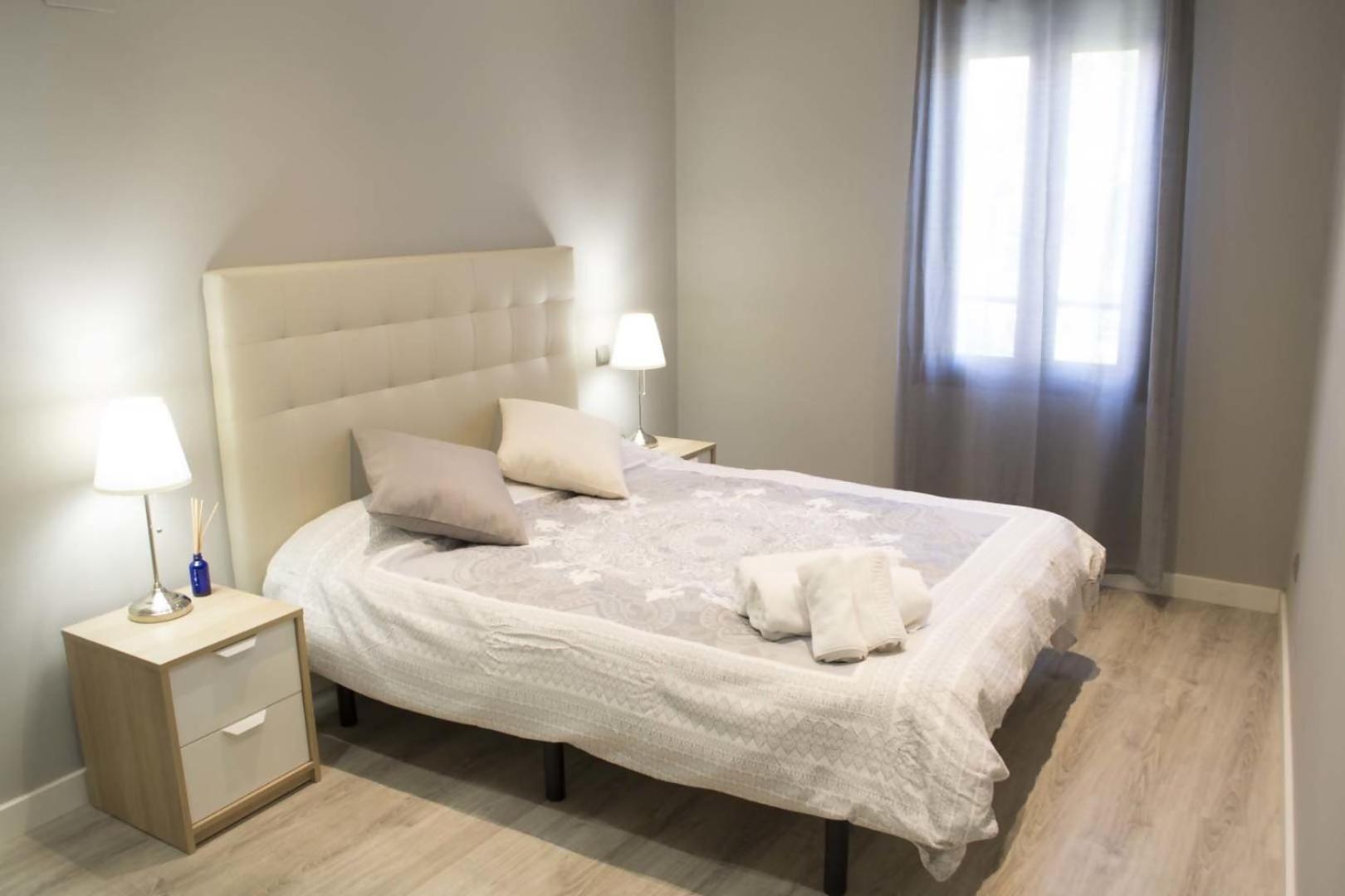 סרגוסה Apartamenticos Plaza Las Armas מראה חיצוני תמונה